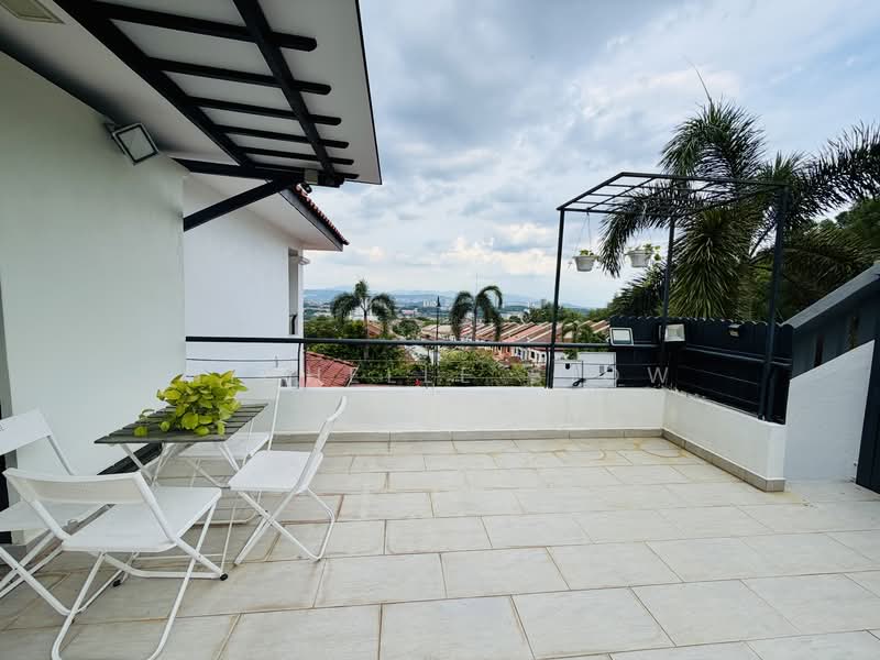 Rumah Berkembar untuk Dijual di Cheras (Kuala Lumpur) - Michelle Siow - Balcony - PropertyGuru.com.my