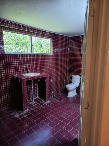 Semi-Detached House for Sale in Taman Dusun Jaya (Semenyih) - Steven Kwok - Bathroom - PropertyGuru.com.my