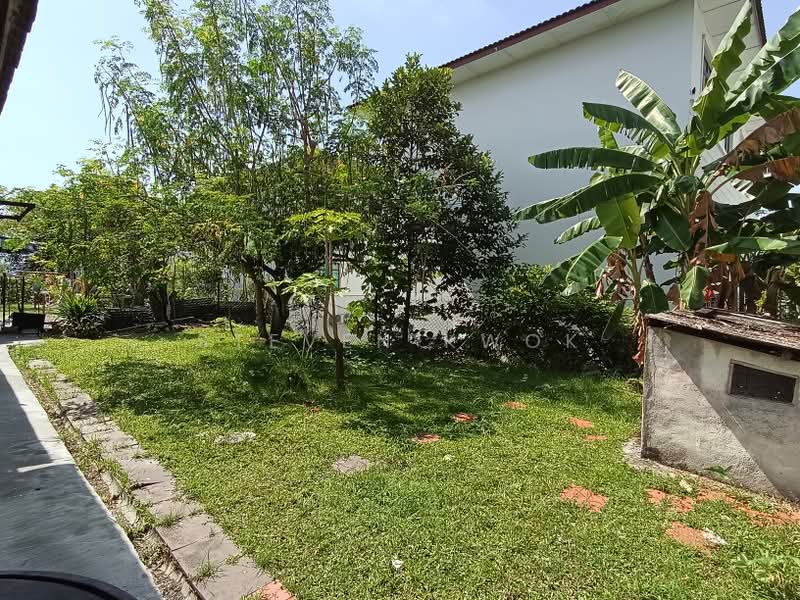 Semi-Detached House for Sale in Taman Dusun Jaya (Semenyih) - Steven Kwok - Garden - PropertyGuru.com.my