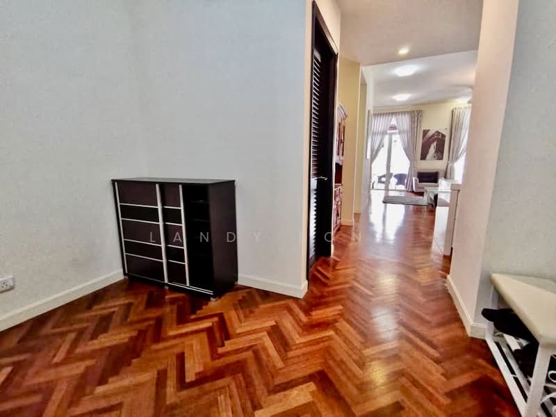 Kondominium untuk Disewa di Quayside Condominium - Landy Bong - Corridor - PropertyGuru.com.my