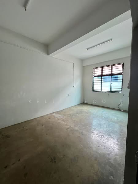 Kedai / Pejabat untuk Disewa di Taman Bertam Putra (Tanjong Minyak) - Kellyn Foo - Interior - PropertyGuru.com.my
