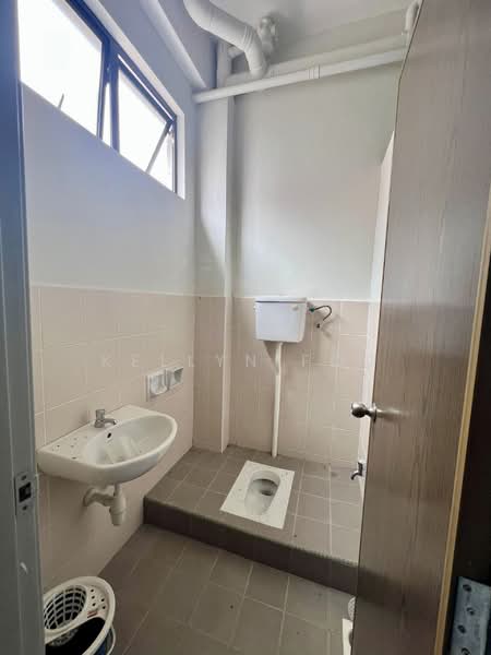 Shop / Office for Rent in Taman Bertam Putra (Tanjong Minyak) - Kellyn Foo - Bathroom - PropertyGuru.com.my