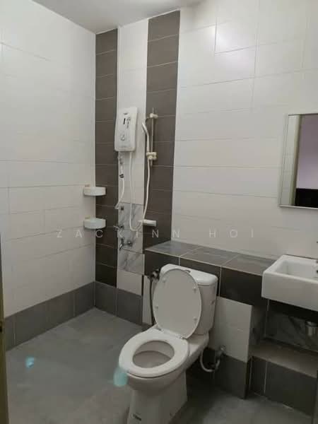 2-storey Terraced House for Sale in Bandar Bukit Raja (Klang) - Zackinn Hoi - Bathroom - PropertyGuru.com.my
