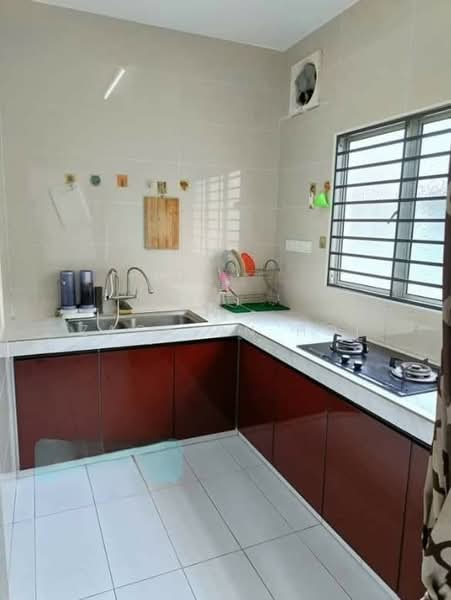 2-storey Terraced House for Sale in Bandar Bukit Raja (Klang) - Zackinn Hoi - Kitchen - PropertyGuru.com.my