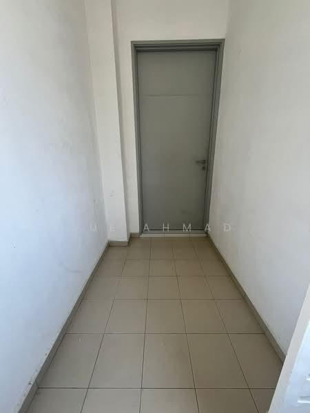 Rumah Bandar untuk Dijual di Nilai (Negeri Sembilan) - Sue Ahmad - Corridor - PropertyGuru.com.my