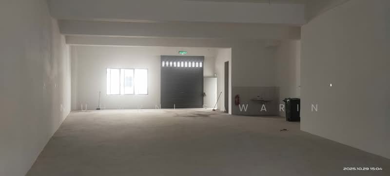 Shop / Office for Rent in Seksyen 35 (Shah Alam) - muharni sawarin - Interior - PropertyGuru.com.my