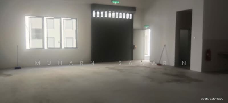 Shop / Office for Rent in Seksyen 35 (Shah Alam) - muharni sawarin - Interior - PropertyGuru.com.my