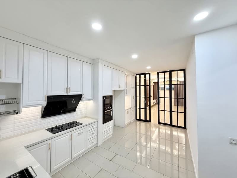 Rumah Teres 2 Tingkat untuk Dijual di Bandar Saujana Putra (Tanjong Duabelas) - Alif Saad - Kitchen - PropertyGuru.com.my