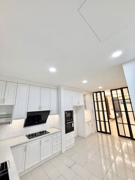 Rumah Teres 2 Tingkat untuk Dijual di Bandar Saujana Putra (Tanjong Duabelas) - Alif Saad - Kitchen - PropertyGuru.com.my