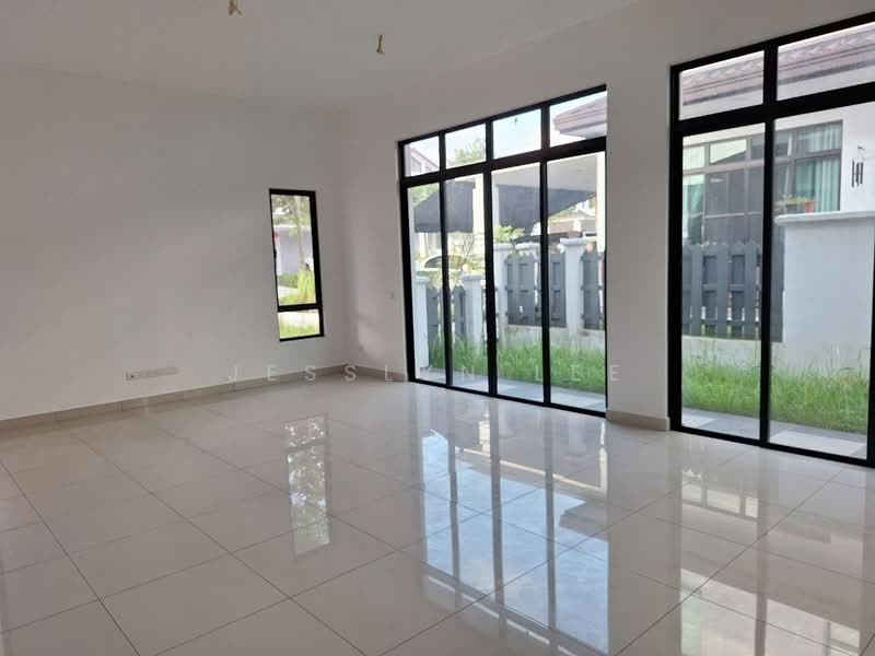 Semi-Detached House for Sale in Eco Majestic (Semenyih) - Jesslyn Lee - Living Room - PropertyGuru.com.my