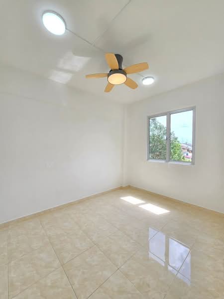 Flat for Sale at Rumah Pangsa Akasia - Maggie Lee - Interior - PropertyGuru.com.my