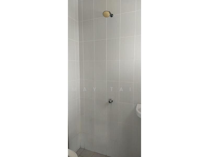 Pangsapuri untuk Disewa di Taman Tropika 2 (Kajang) - May Tai - Bathroom - PropertyGuru.com.my