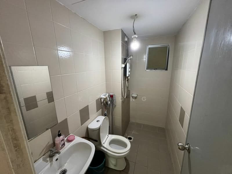 Apartment for Rent at Seri Baiduri - Ken Ong - Bathroom - PropertyGuru.com.my