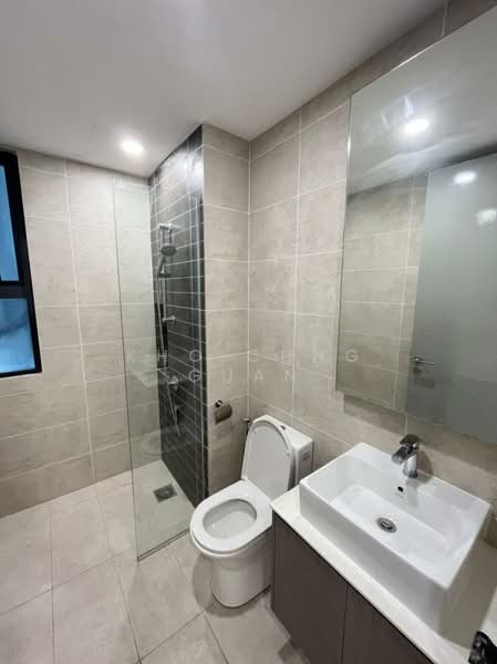Servis Apartment untuk Disewa di Millerz Square - Kho Chng Guan - Bathroom - PropertyGuru.com.my