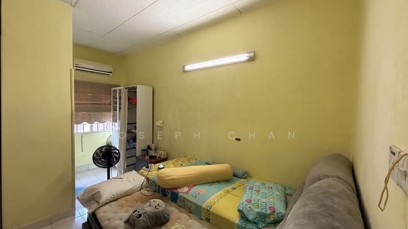 Rumah Teres 2 Tingkat untuk Dijual di Shah Alam (Selangor) - Joseph Chan - Bedroom - PropertyGuru.com.my