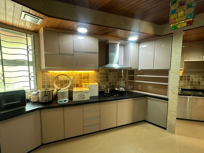 1.5-storey Terraced House for Sale in Batu Maung (Penang) - Bernard Chew - Kitchen - PropertyGuru.com.my