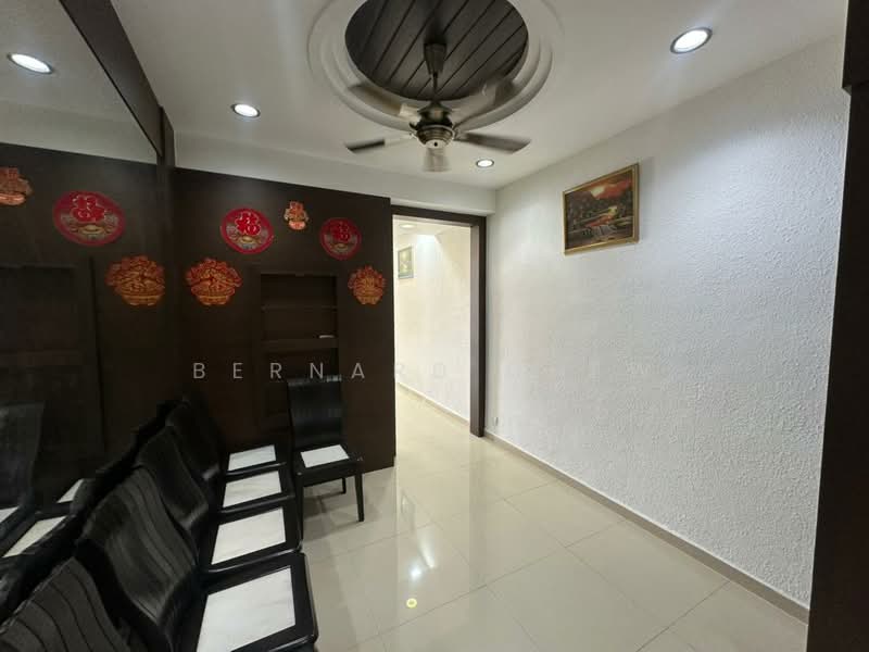1.5-storey Terraced House for Sale in Batu Maung (Penang) - Bernard Chew - Interior - PropertyGuru.com.my