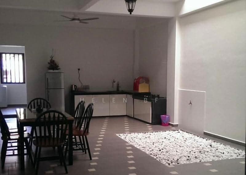 Hotel / Resort untuk Disewa di Melaka City (Melaka) - Helen BF - Kitchen - PropertyGuru.com.my