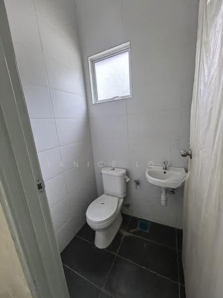 Rumah Berkembar untuk Dijual di Kapar (Selangor) - Janice Low - Bathroom - PropertyGuru.com.my