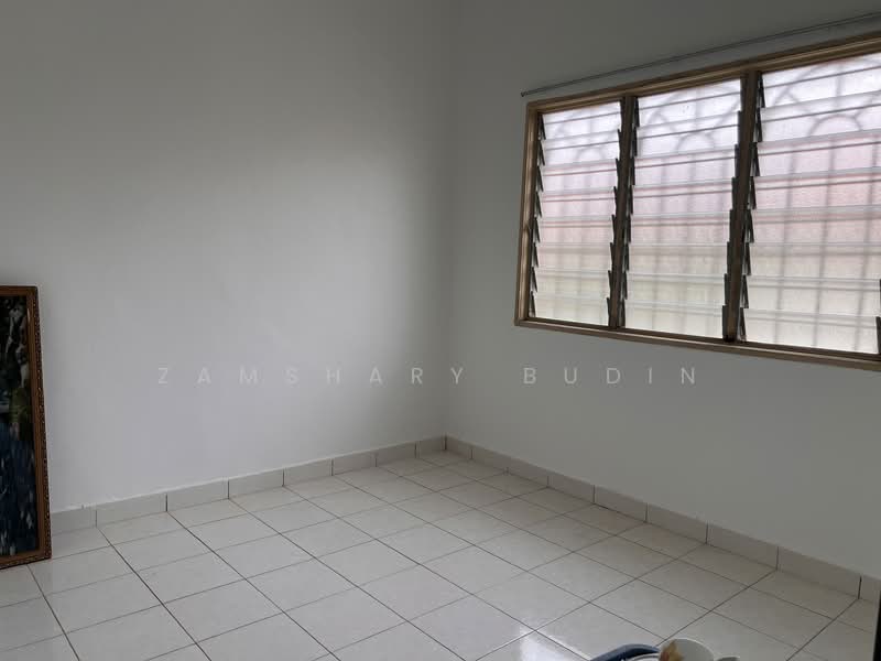 1-storey Terraced House for Sale in Taman Pelangi Semenyih (Semenyih) - Zamshary Budin - Interior - PropertyGuru.com.my