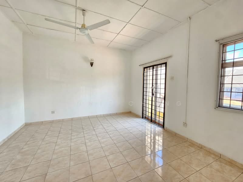 2-storey Terraced House for Sale in Bandar Mahkota Cheras (Cheras) - Winnie Chong - Living Room - PropertyGuru.com.my