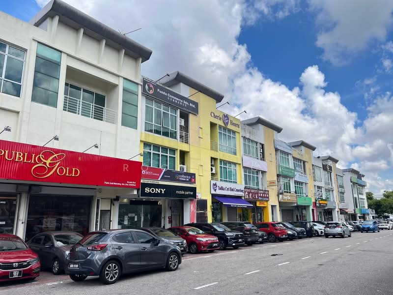 Shop for Sale in Taman Molek (Johor Bahru) - Rochy Ng - Exterior - PropertyGuru.com.my