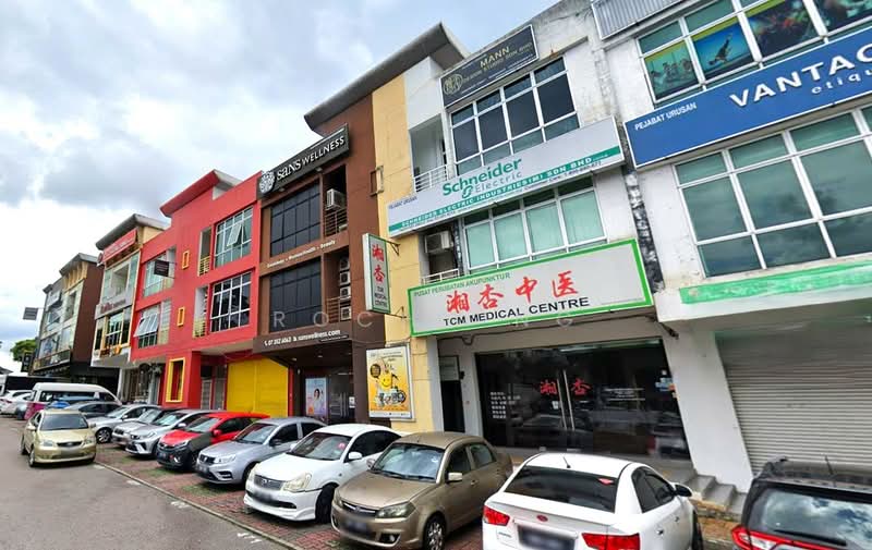 Shop for Sale in Taman Molek (Johor Bahru) - Rochy Ng - Exterior - PropertyGuru.com.my