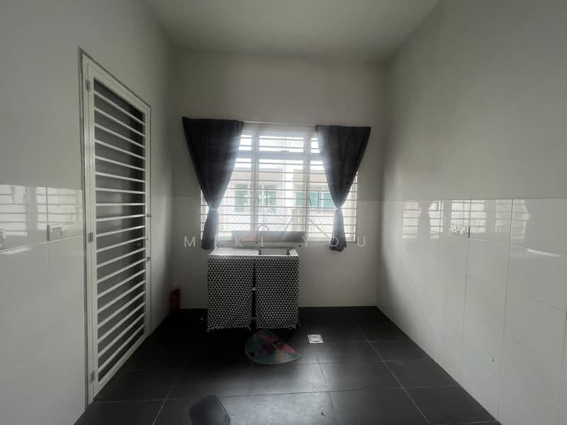 2-storey Terraced House for Rent in Bandar Rimbayu (Telok Panglima Garang) - Miki You - Kitchen - PropertyGuru.com.my