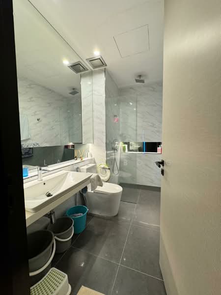 Service Residence for Sale at City of Dreams - Landy Bong - Bathroom - PropertyGuru.com.my