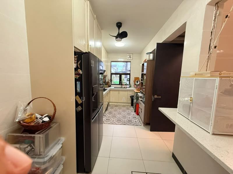 Semi-Detached House for Sale in Shah Alam (Selangor) - Zul Hasif - Kitchen - PropertyGuru.com.my