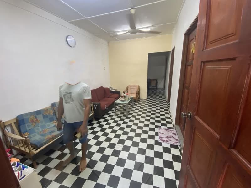 Rumah Teres 1 Tingkat untuk Dijual di Skudai (Johor) - Jyez Lee - Living Room - PropertyGuru.com.my
