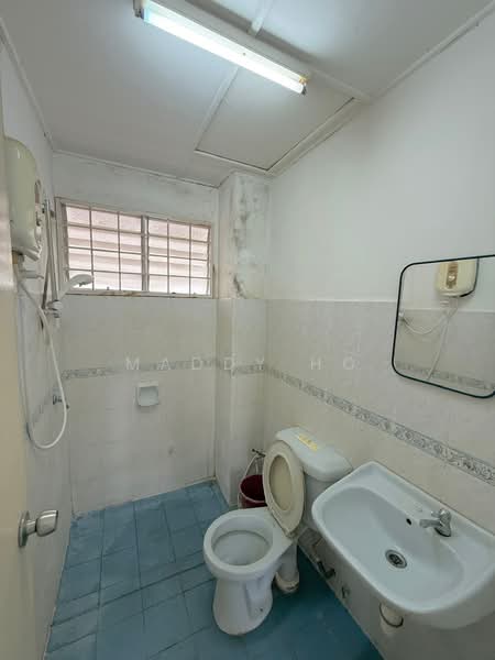 Pangsapuri untuk Disewa di Sri Cassia - Maddy Ho - Bathroom - PropertyGuru.com.my