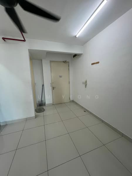 Servis Apartment untuk Disewa di De Centrum Residences - Sum Yeong - Entrance - PropertyGuru.com.my