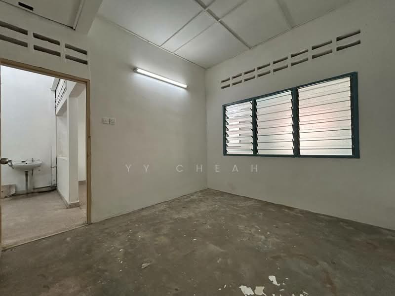 1-storey Terraced House for Sale in Taman Song Choon (Ipoh) - YY Cheah - Interior - PropertyGuru.com.my