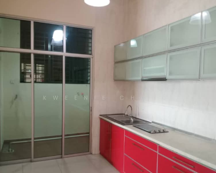 Service Residence for Sale at Connaught Avenue - Kweenie Chong - Kitchen - PropertyGuru.com.my