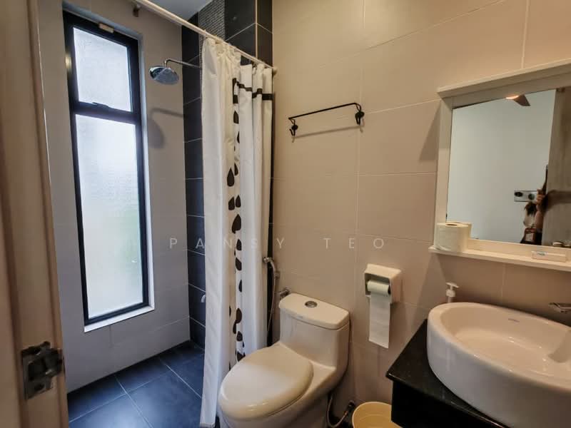 Semi-Detached House for Rent in Iskandar Puteri (Nusajaya) (Johor) - Pansy Teo - Bathroom - PropertyGuru.com.my