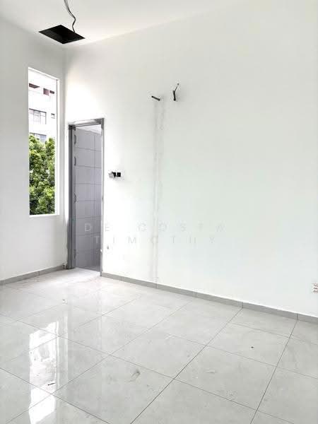 Rumah Berkembar untuk Dijual di Kampung Enam (Melaka City) - De Costa Timothy - Interior - PropertyGuru.com.my