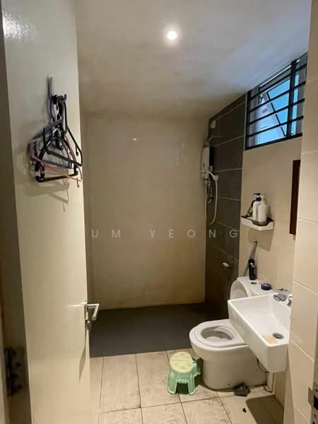 Servis Apartment untuk Disewa di De Centrum Residences - Sum Yeong - Bathroom - PropertyGuru.com.my