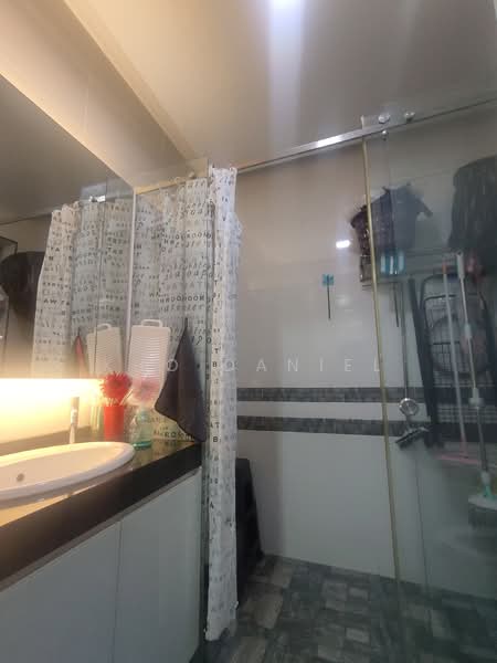 2-storey Terraced House for Sale in Ampang Saujana (Ampang) - Kho Daniel - Bathroom - PropertyGuru.com.my