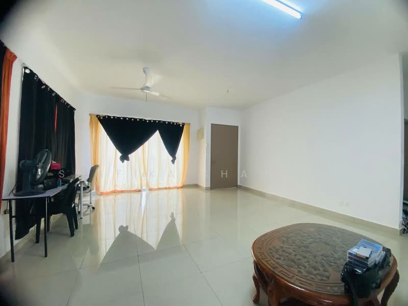 Semi-Detached House for Sale in Alam Budiman (Shah Alam) - Shafika Shahidin - Living Room - PropertyGuru.com.my