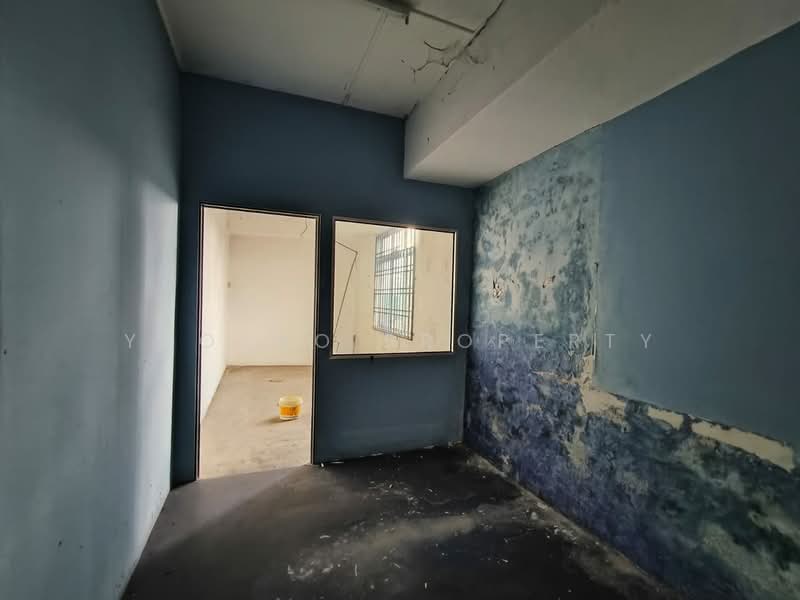 Kedai untuk Dijual di Simpang Renggam (Johor) - Yaoyao Property - Interior - PropertyGuru.com.my