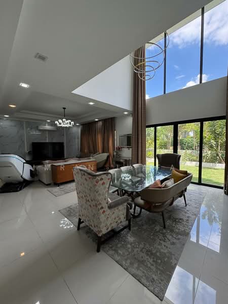Rumah Berkembar untuk Dijual di Kota Kemuning (Shah Alam) - Imran Jaafar - Living Room - PropertyGuru.com.my