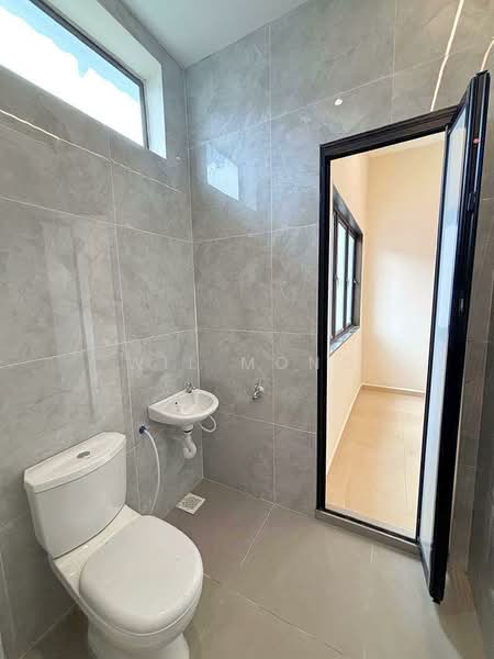 Rumah Teres 2 Tingkat untuk Dijual di Taman Skudai Baru (Skudai) - Wil Mong - Bathroom - PropertyGuru.com.my