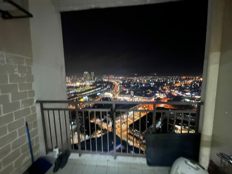 Kondominium untuk Dijual di Symphony Heights (Simfoni Heights) - CK Wong - Balcony - PropertyGuru.com.my