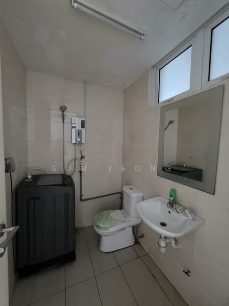 Servis Apartment untuk Disewa di De Centrum Residences - Sum Yeong - Bathroom - PropertyGuru.com.my
