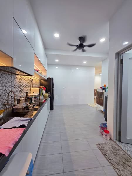 Rumah Teres 2 Tingkat untuk Dijual di Taman Maju (Batu Pahat) - Lim Qiao Yi - Kitchen - PropertyGuru.com.my