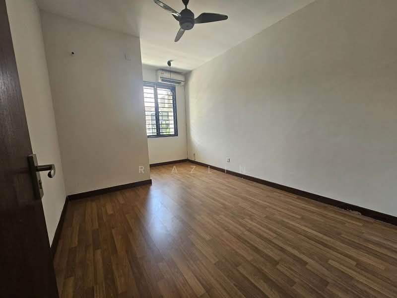 2-storey Terraced House for Sale in Denai Alam (Shah Alam) - R Azlin - Interior - PropertyGuru.com.my