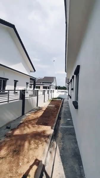 Semi-Detached House for Sale in Kapar (Selangor) - Callista Goh - Exterior - PropertyGuru.com.my