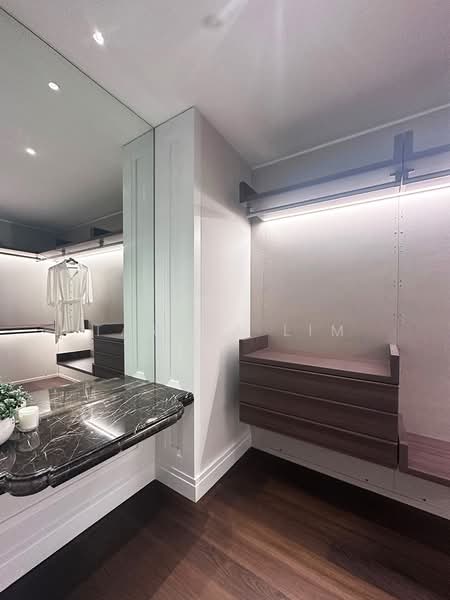 Service Residence for Sale at St Regis - Tarsha Lim - Interior - PropertyGuru.com.my