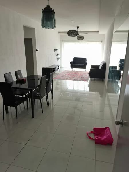 Kondominium untuk Dijual di Symphony Heights (Simfoni Heights) - CK Wong - Living Room - PropertyGuru.com.my
